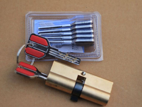 承德市24小时上门开锁公司